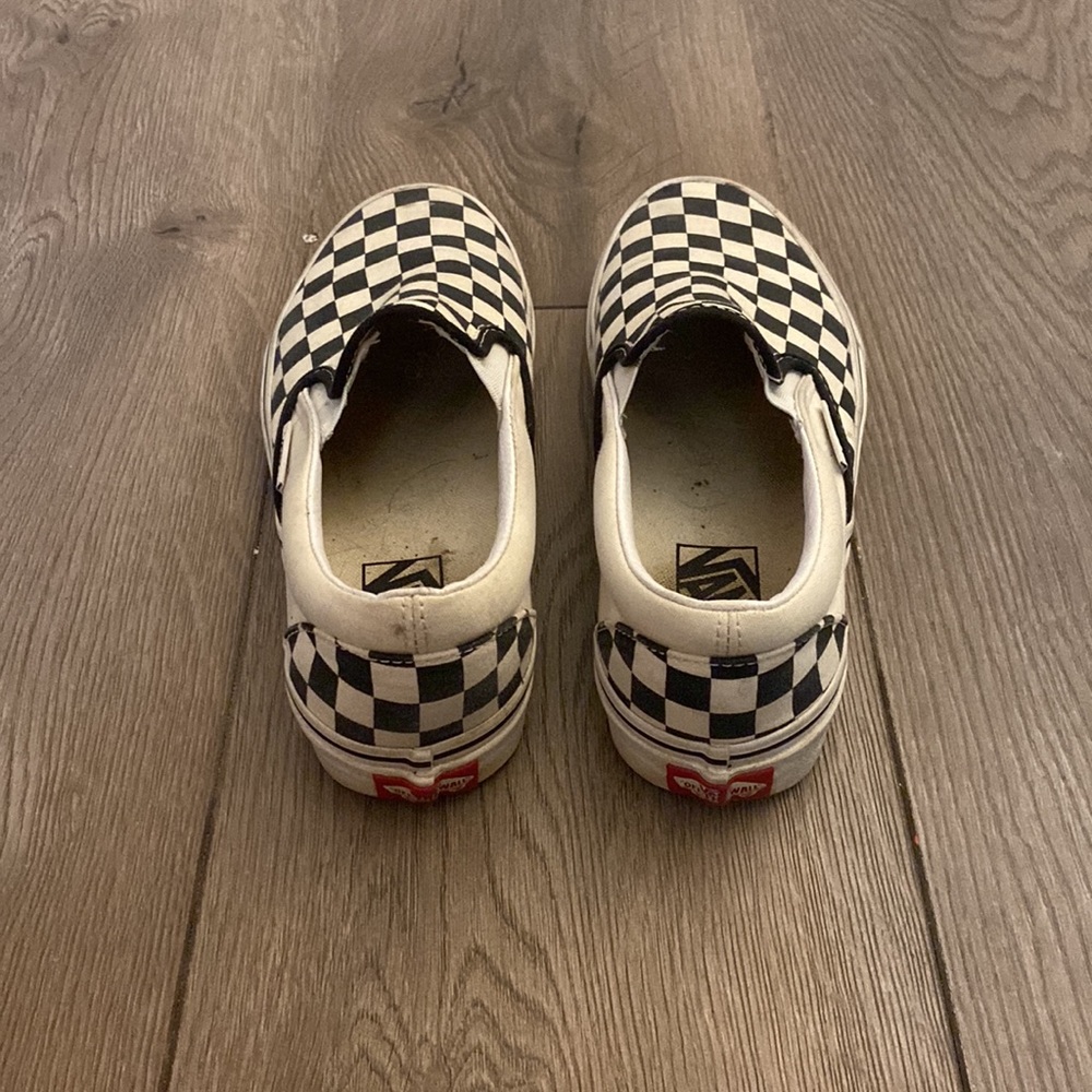 Checkered vans - Picture 3 of 4
